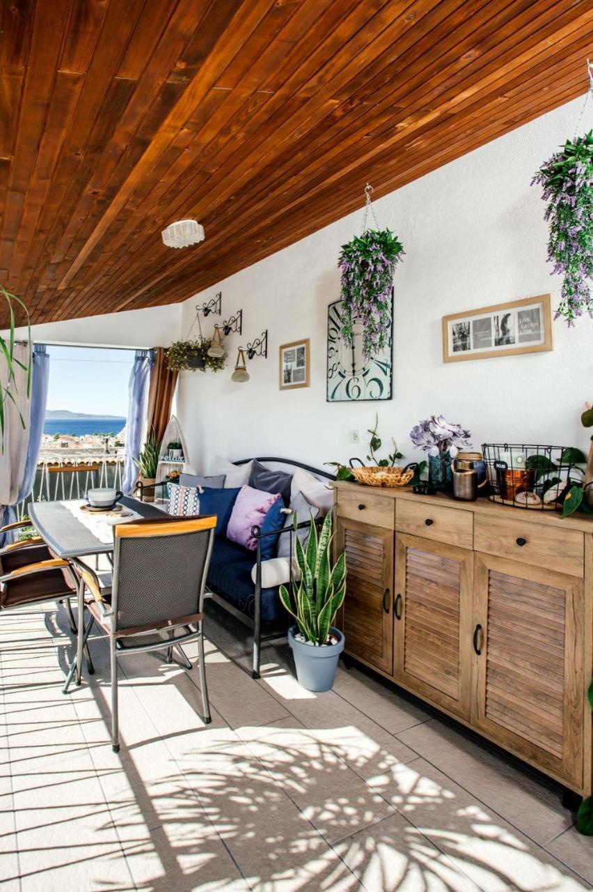 Nora Apartment *