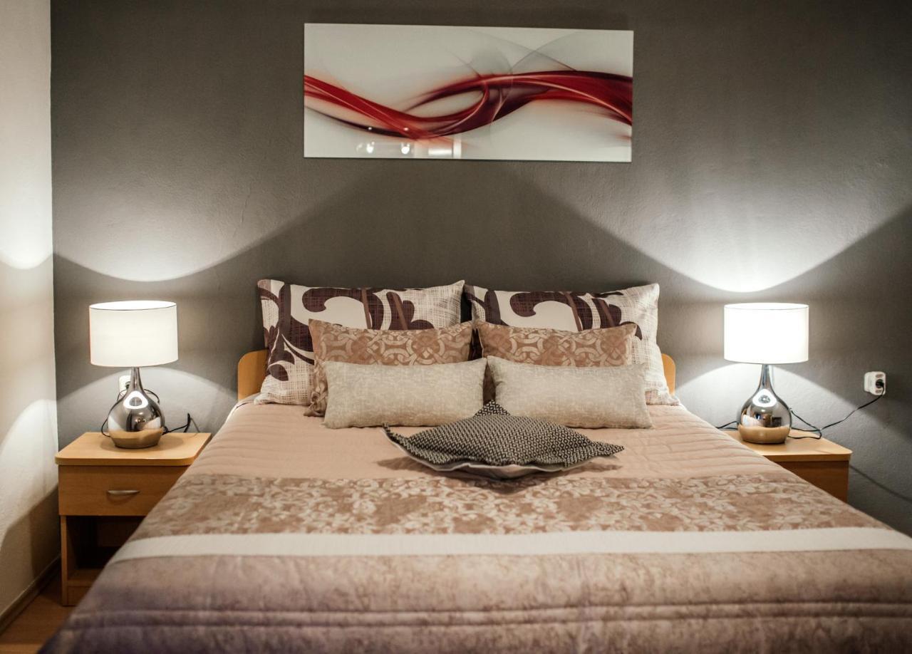 Nora Apartment Makarska
